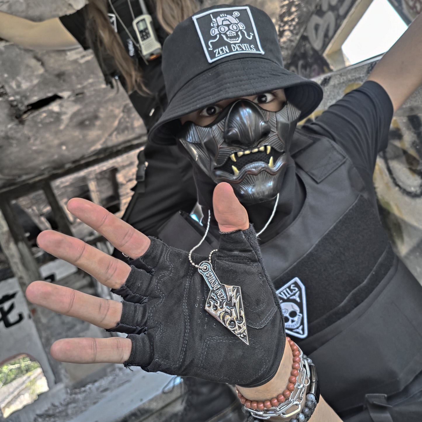 The Skull Kunai Metal Pendant