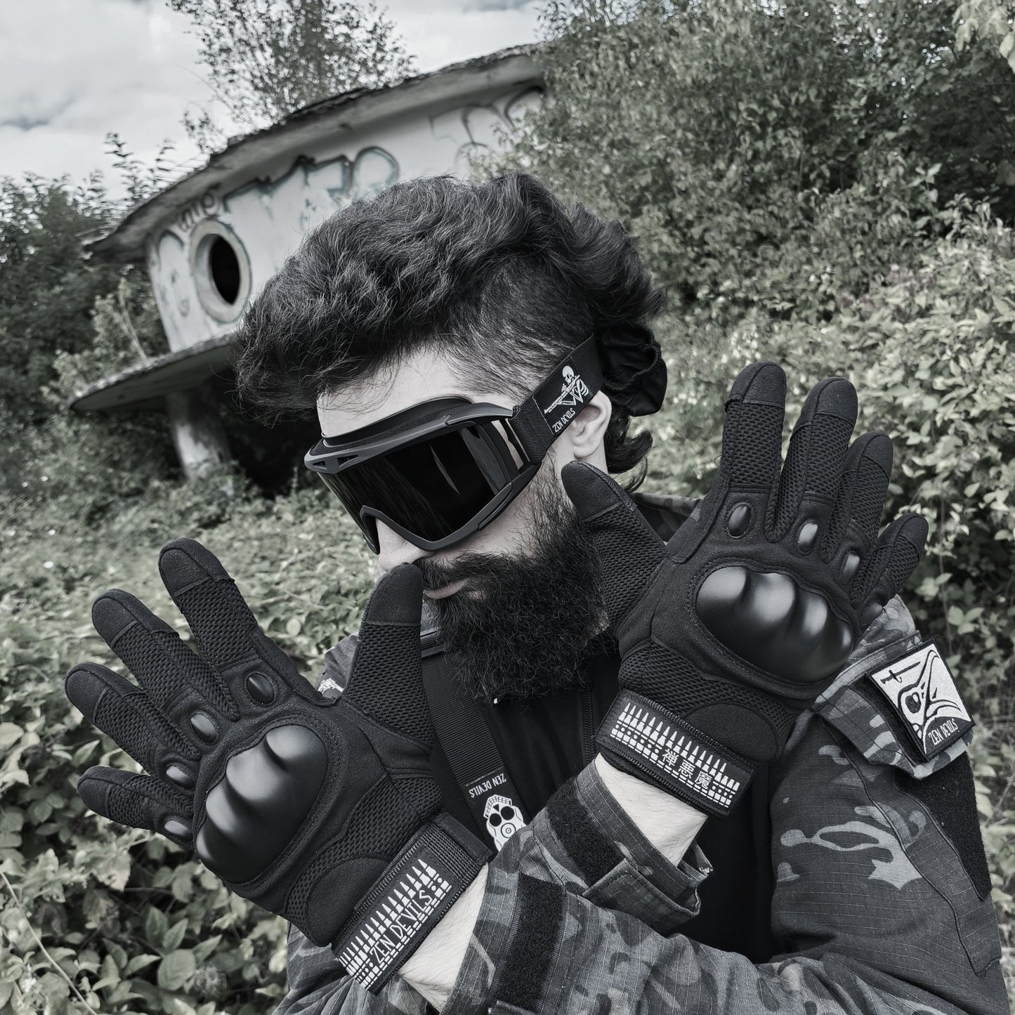 The Full Machine Gun Gloves