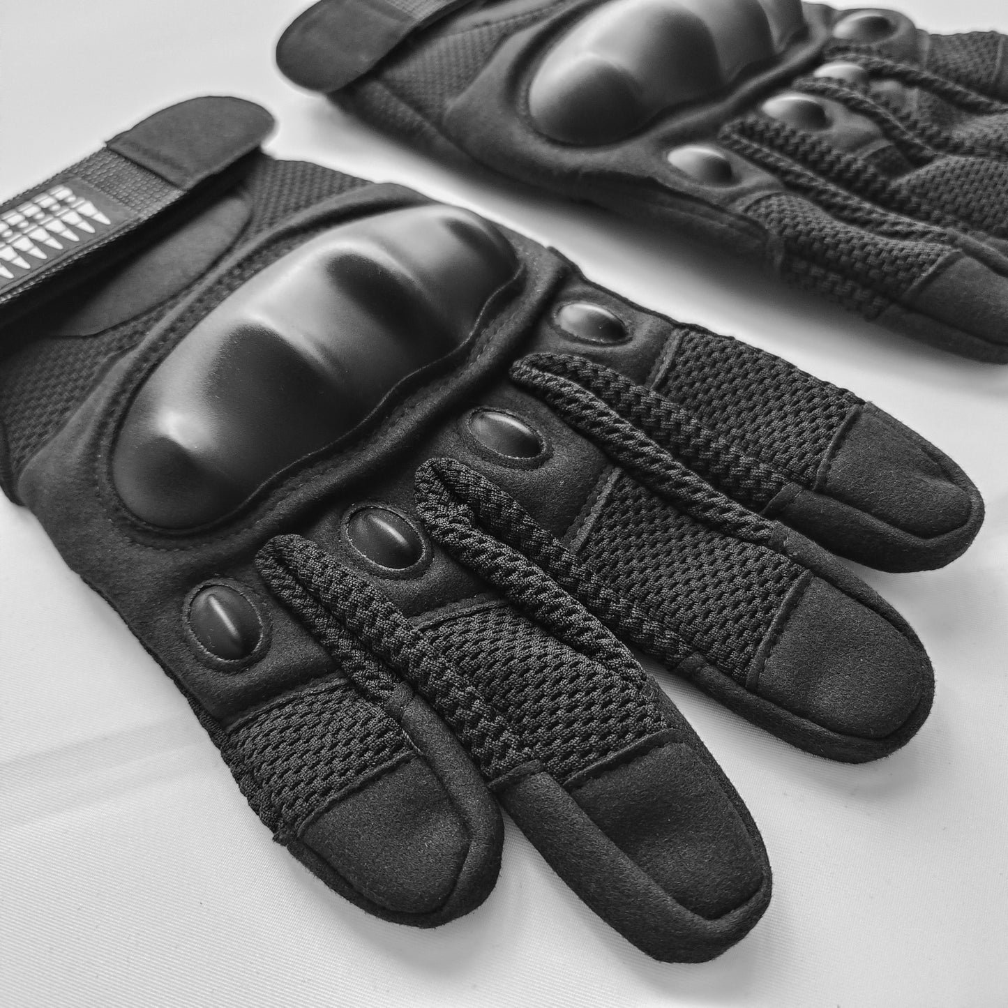 The Full Machine Gun Gloves