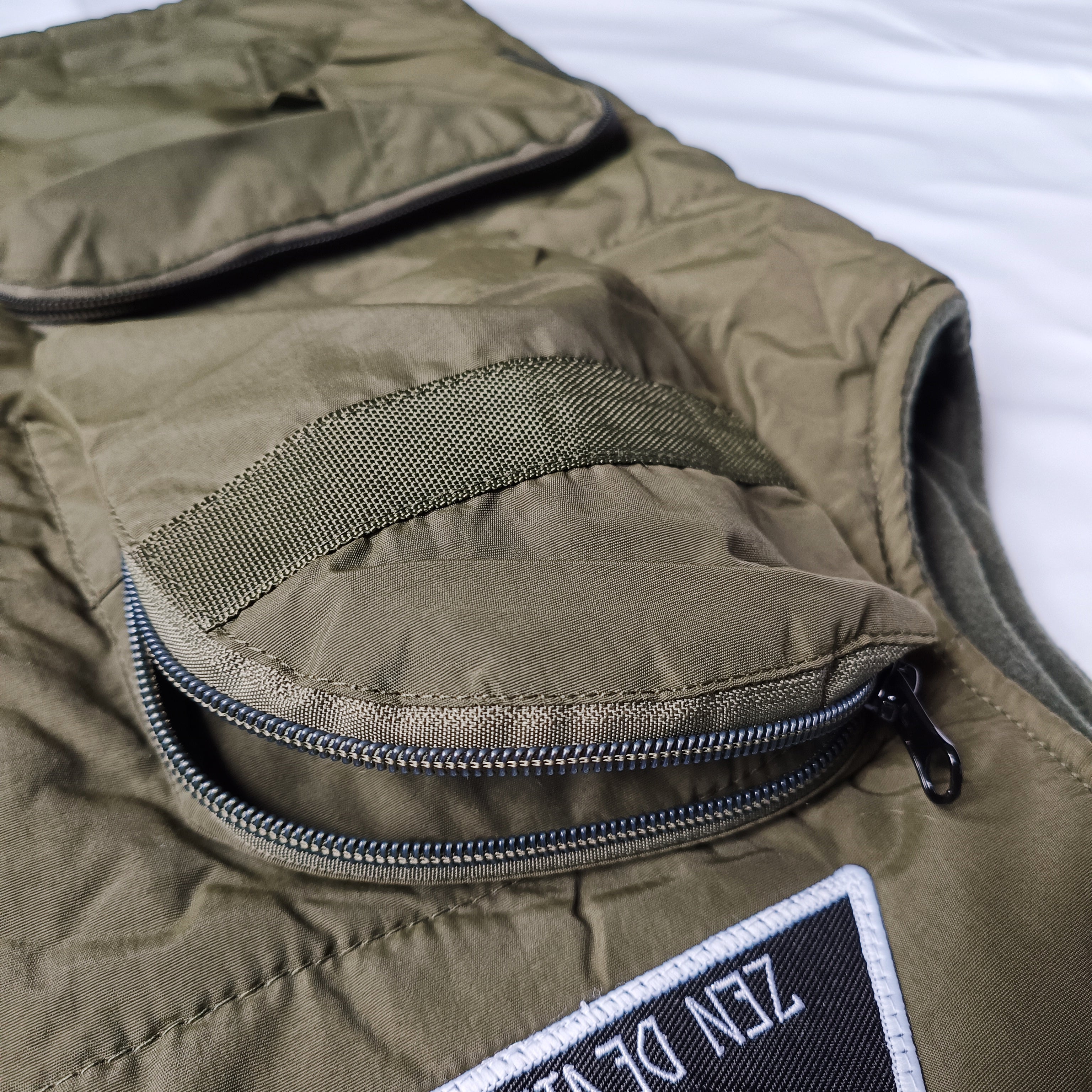 トップス AFB PEACE VEST JP THE WAVY AFB PEACE VEST JP THE WAVY