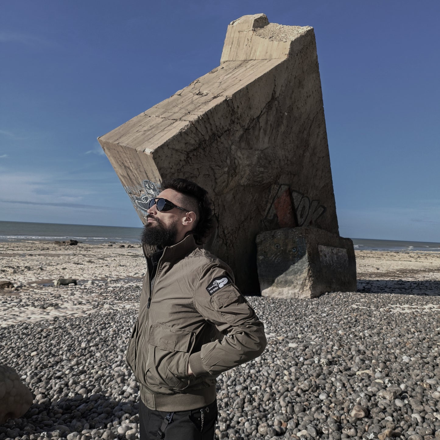 The Flight Bomber Jacket [army green]