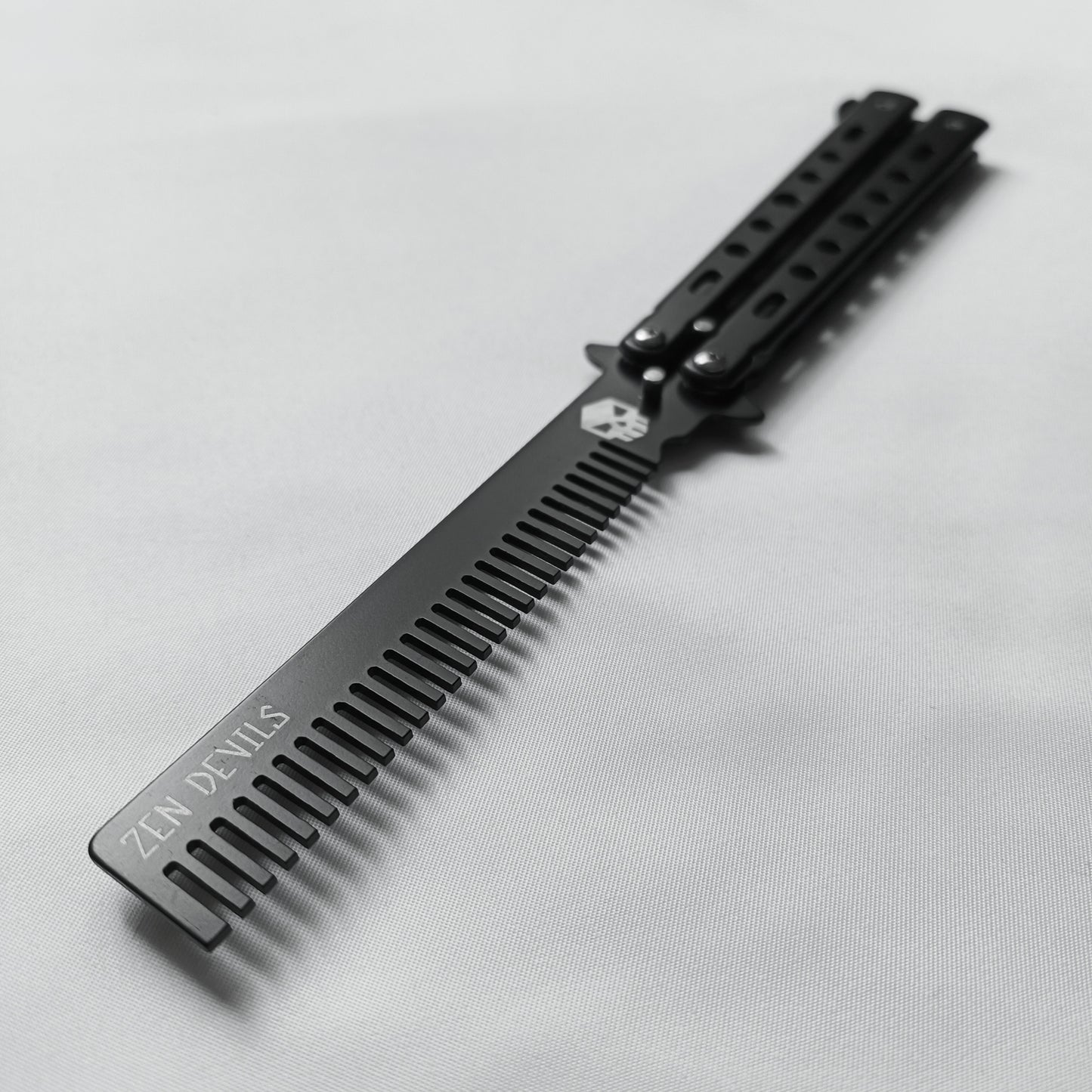 The Comb Balisong Trainer
