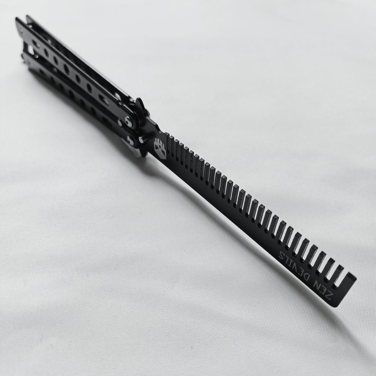 The Comb Balisong Trainer