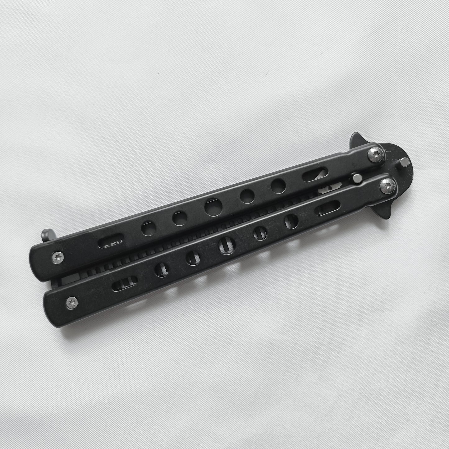 The Comb Balisong Trainer