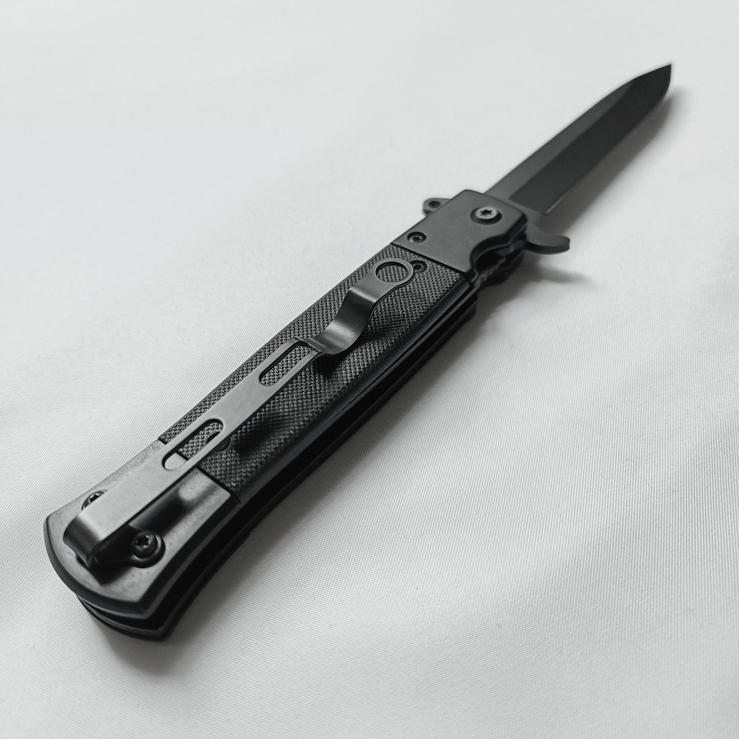 The Stare Folding Knife