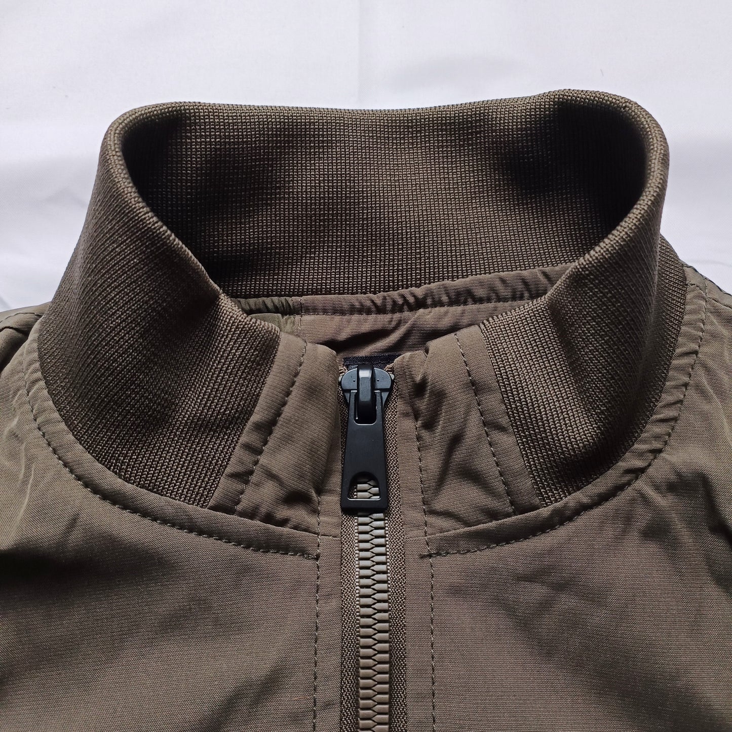 The Flight Bomber Jacket [army green]