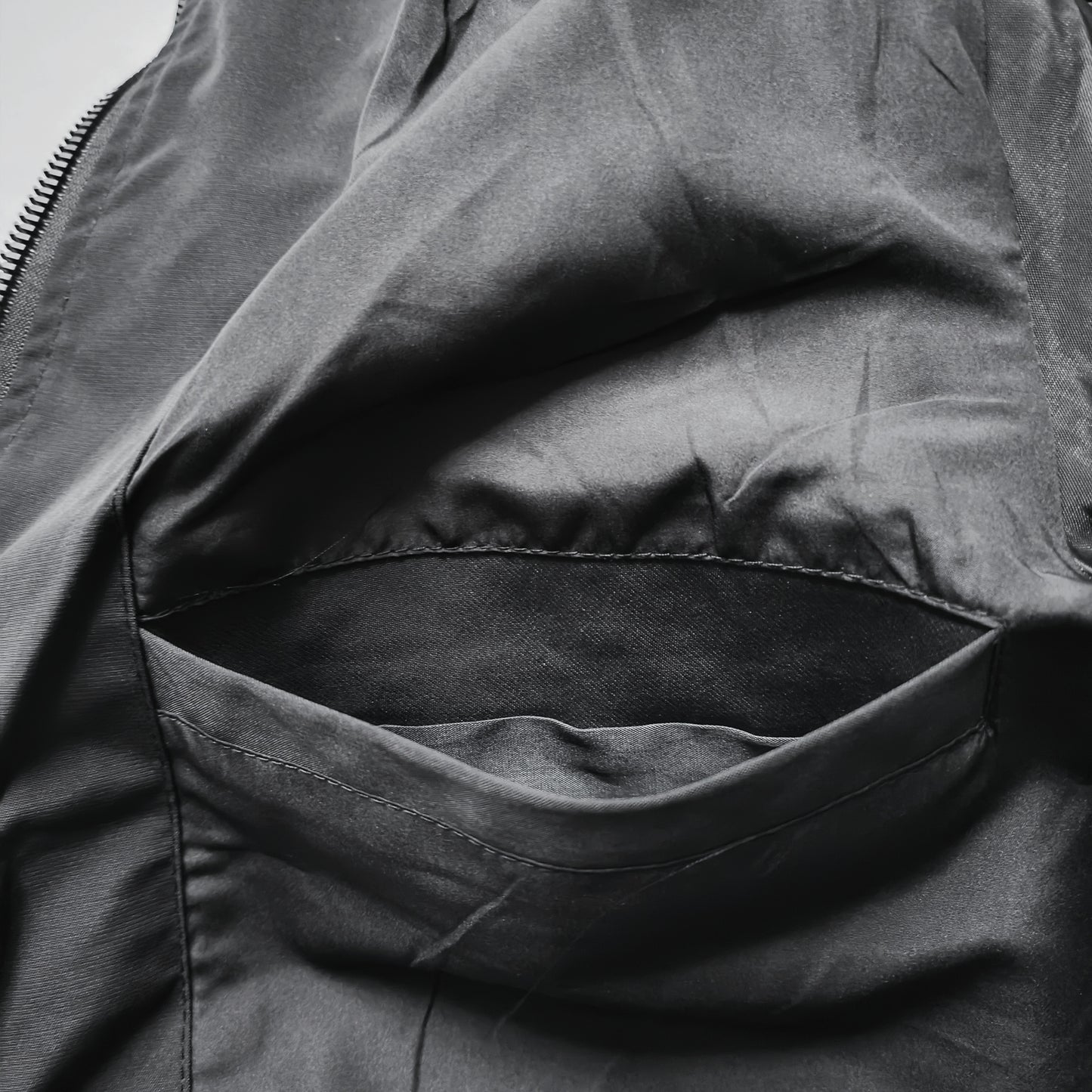 The Flight Bomber Jacket [black]