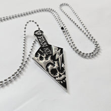 Load image into Gallery viewer, The Skull Kunai Metal Pendant