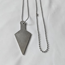 Load image into Gallery viewer, The Skull Kunai Metal Pendant