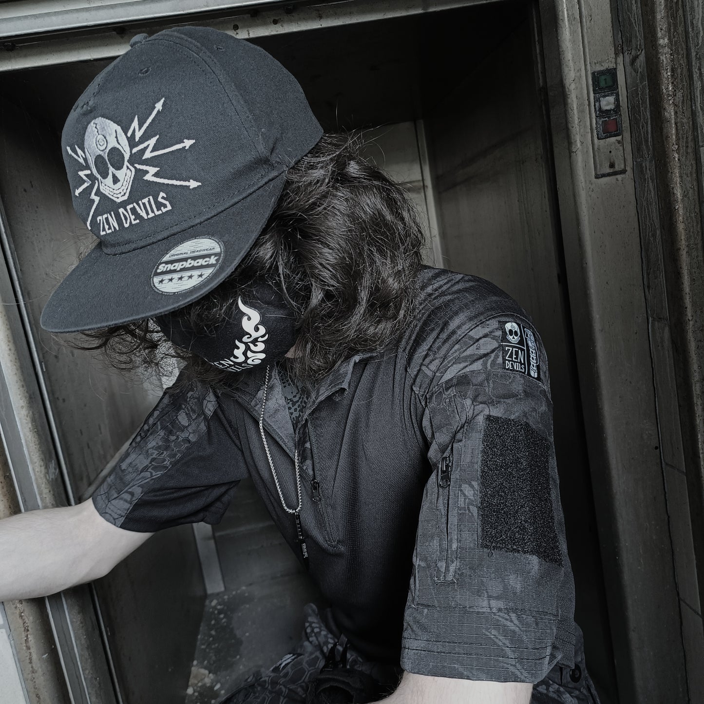 The Short-Sleeve Combat Shirt UBACS [black python]