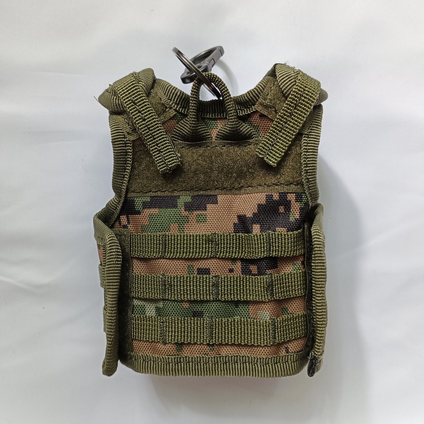The Mini Tactical Vest Keychain [marpat camo]