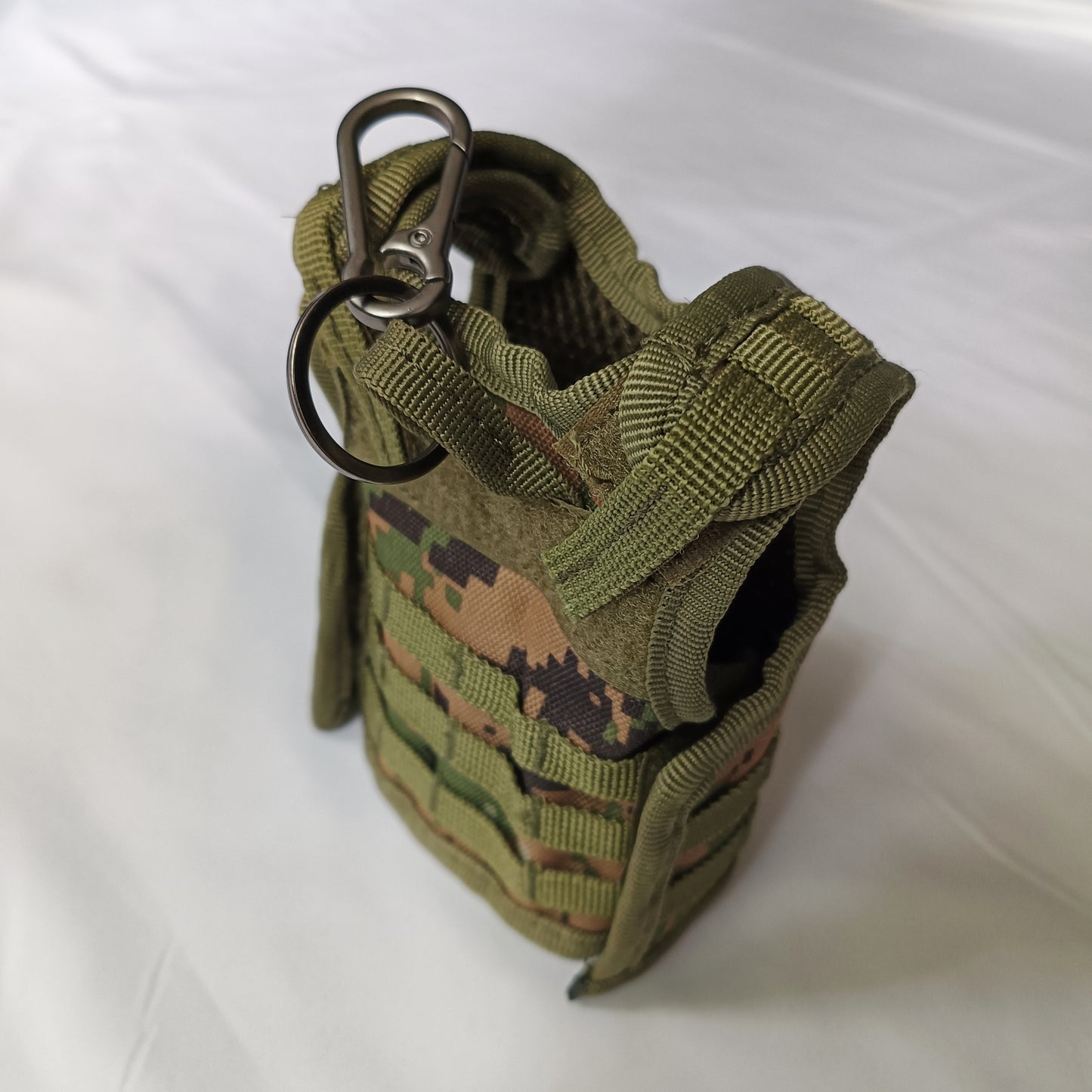The Mini Tactical Vest Keychain [marpat camo]