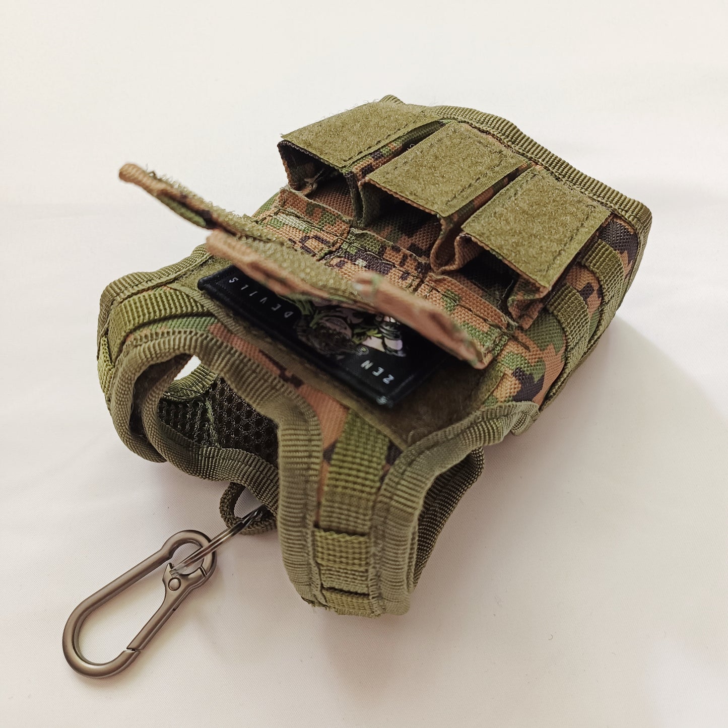 The Mini Tactical Vest Keychain [marpat camo]
