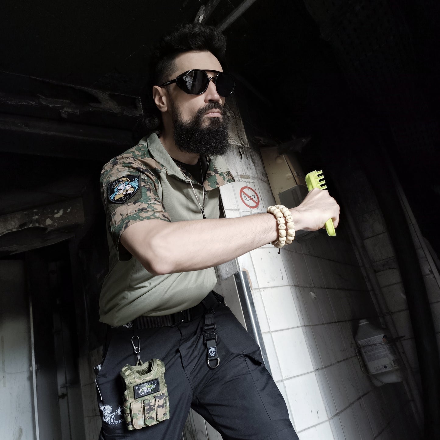 The Mini Tactical Vest Keychain [marpat camo]