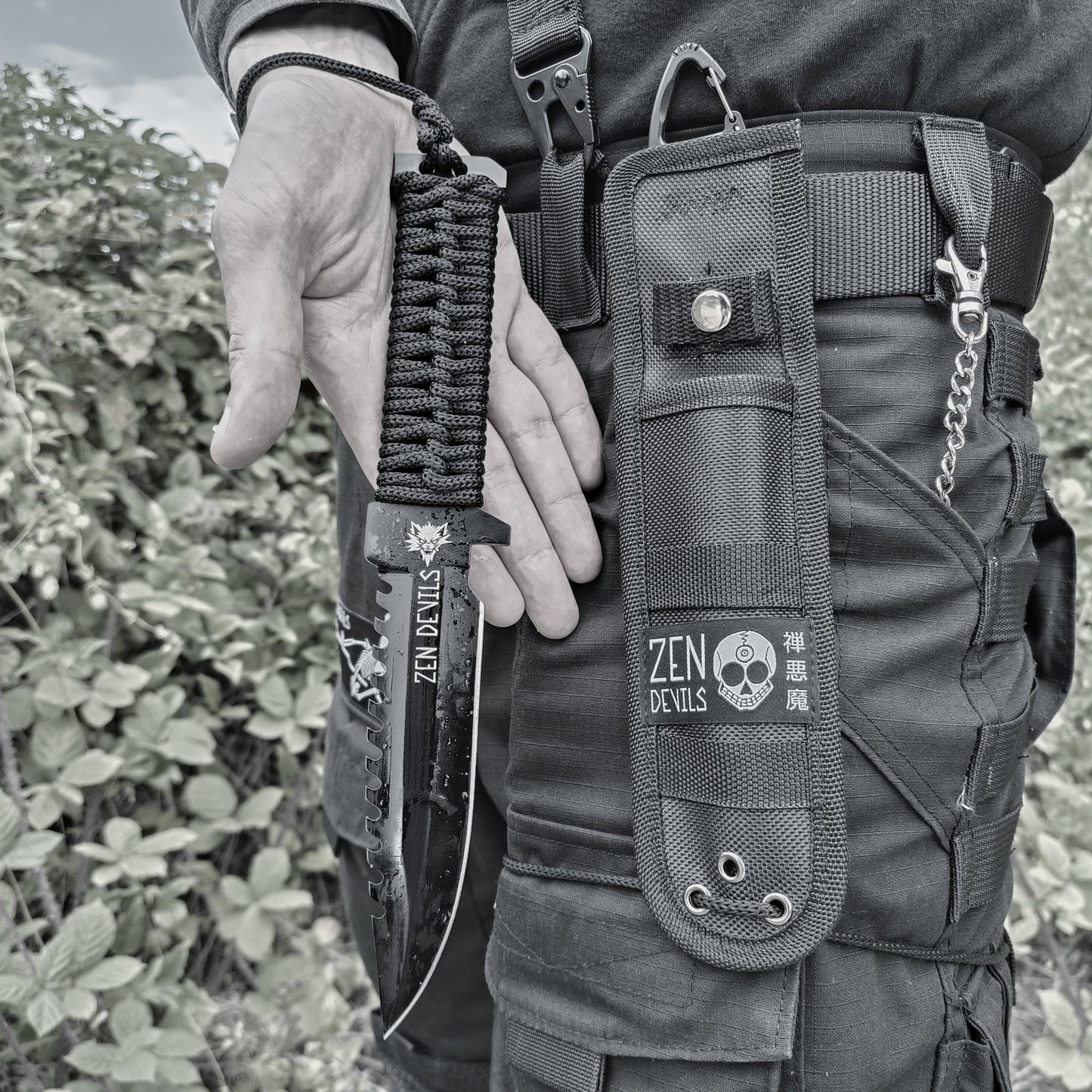 The Tactical Survival Knife