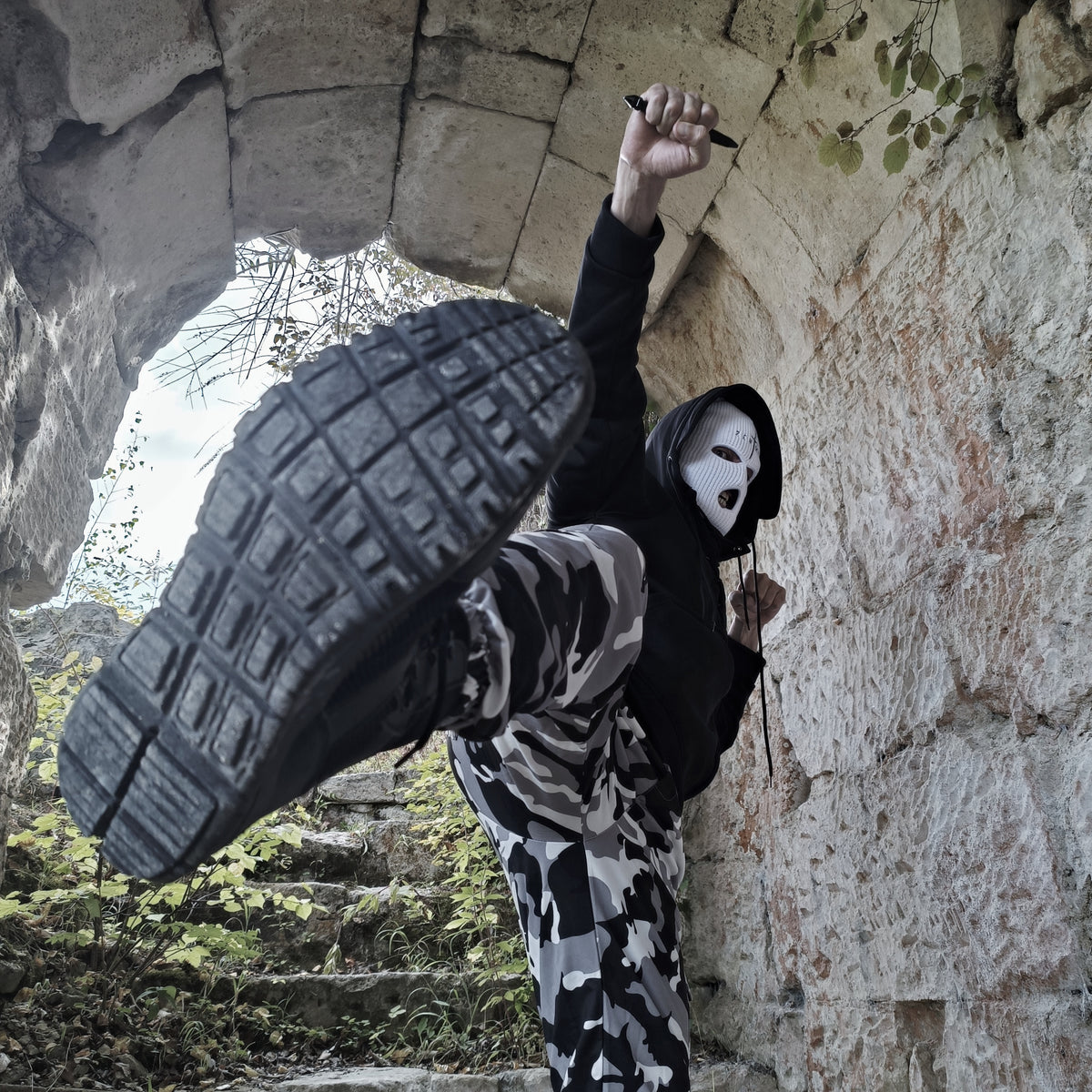 The Hazardous Environment Pants [urban camo]