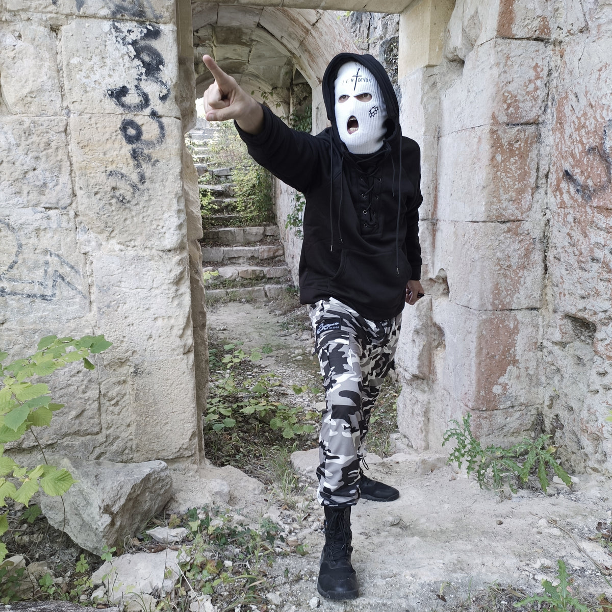 The Hazardous Environment Pants [urban camo]