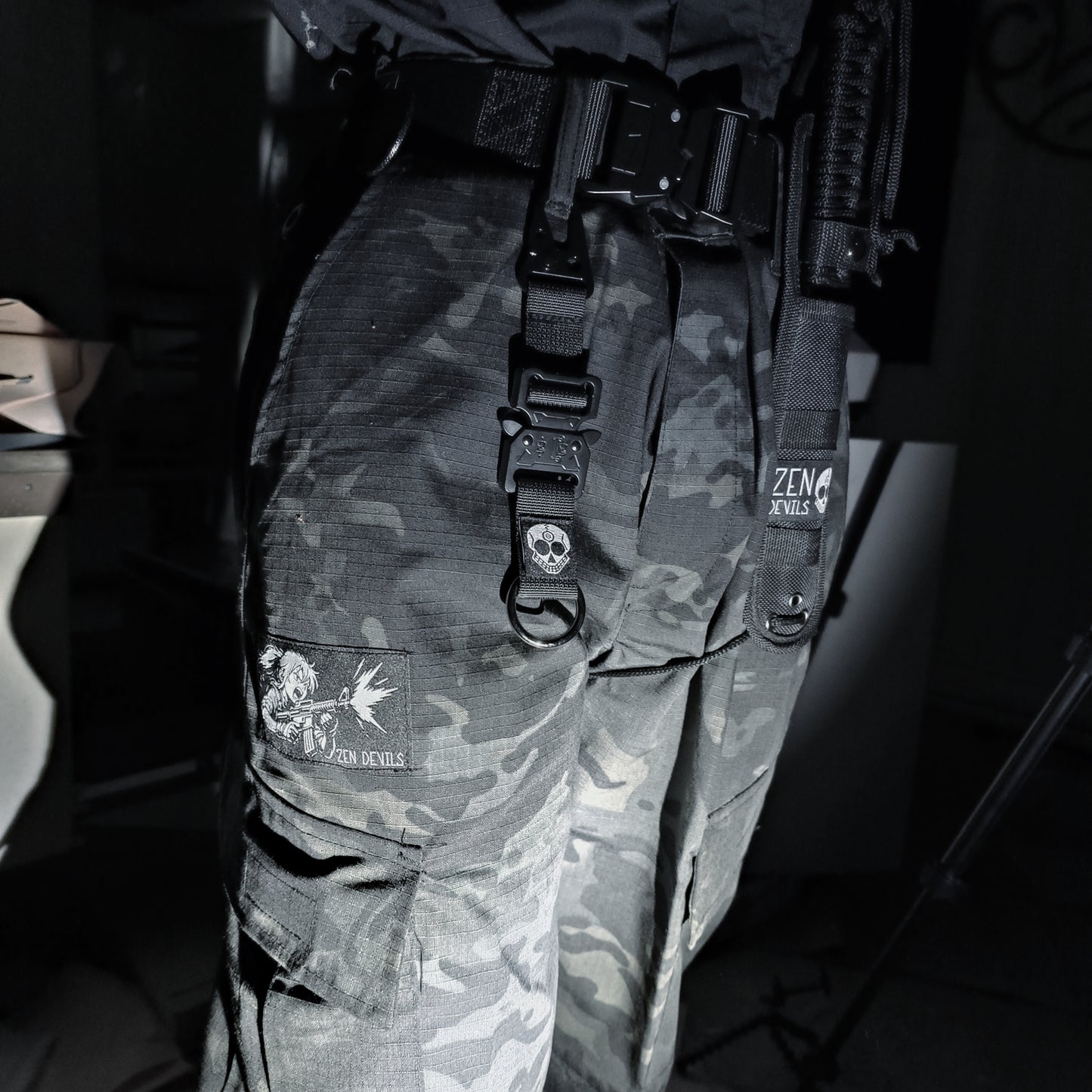 The Combat Uniform Pants [dark multicam]