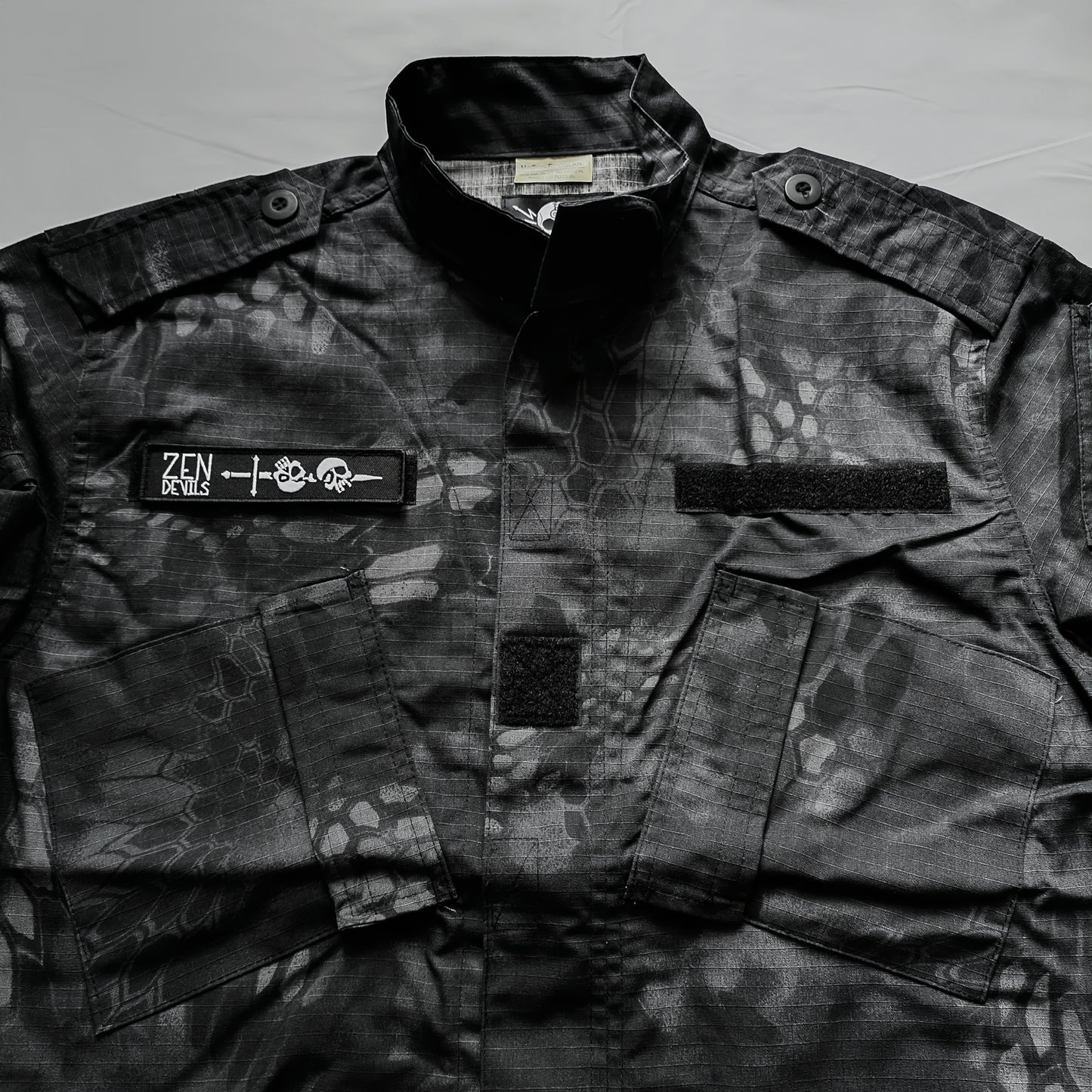The Combat Uniform Shirt [black python]